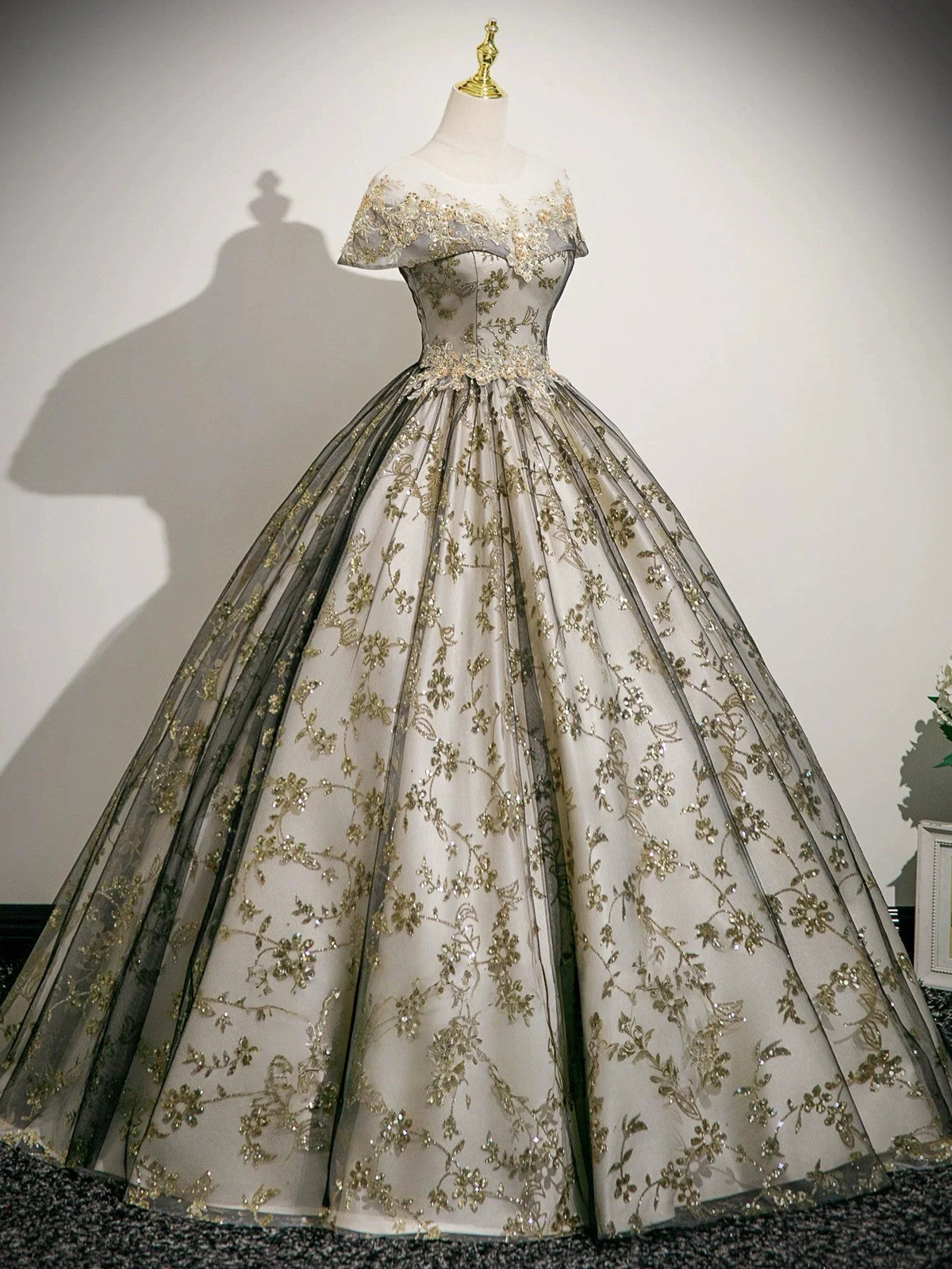 A-line Round Neckline Floral Lace And Tulle Party Dress, Lace Applique Long Sweet 16 Dress